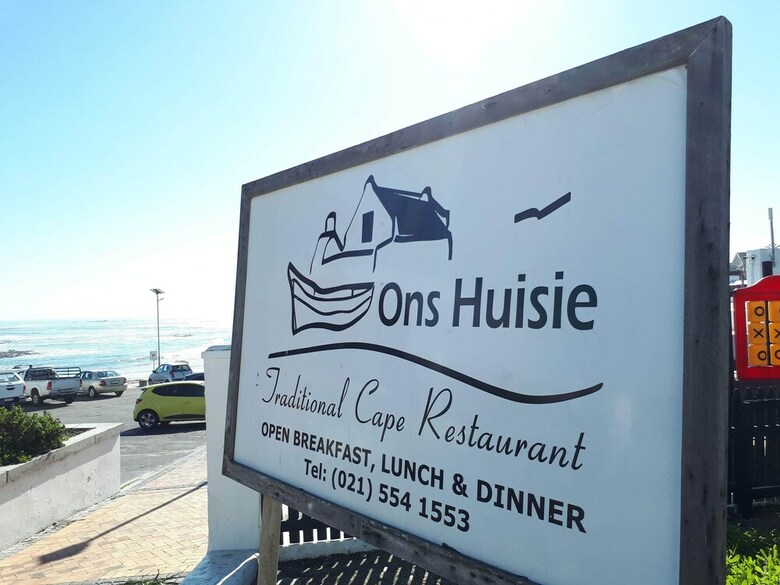 Bed & Breakfast Blouberg Dolphin Inn