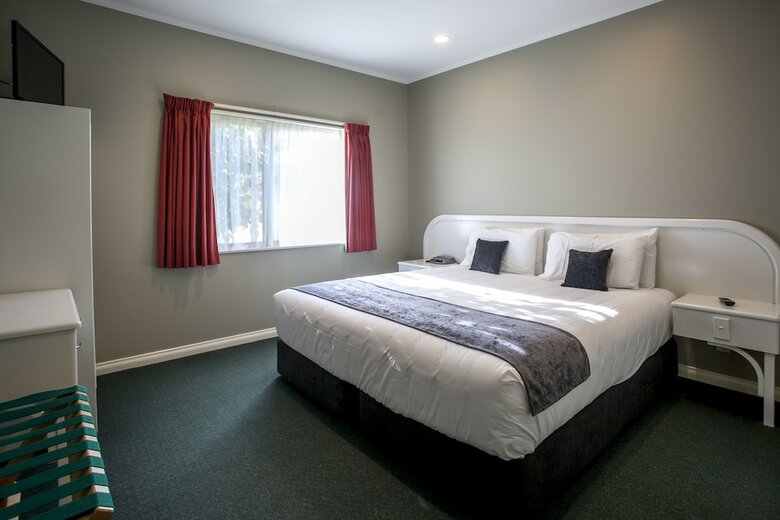 Cornwall Motor Lodge