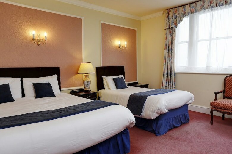 Royal Victoria Hotel