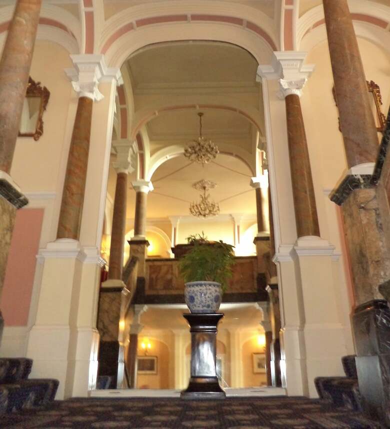 Royal Victoria Hotel