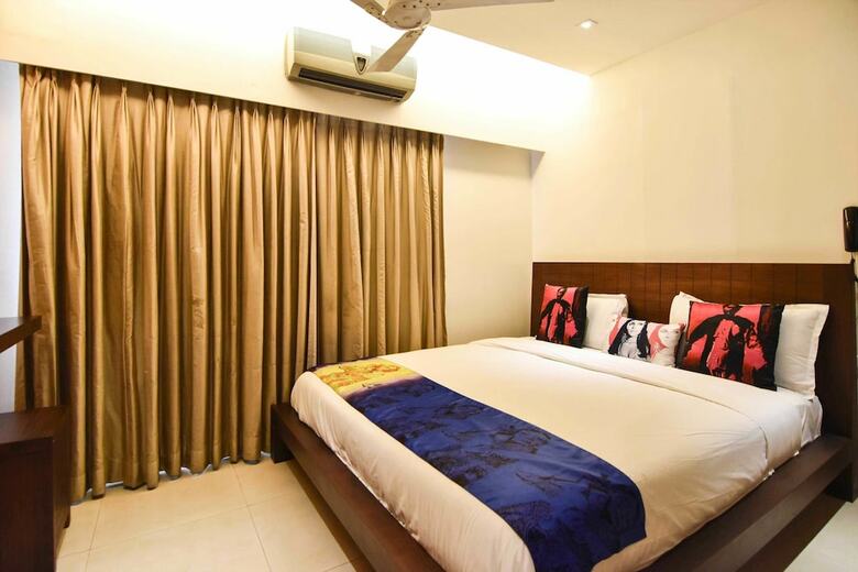 Aparthotel Landmark Suites