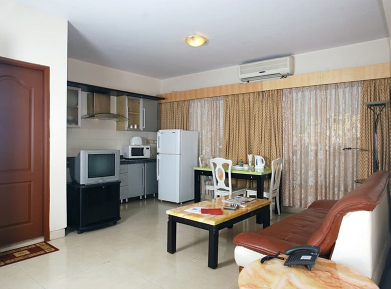 Aparthotel Landmark Suites