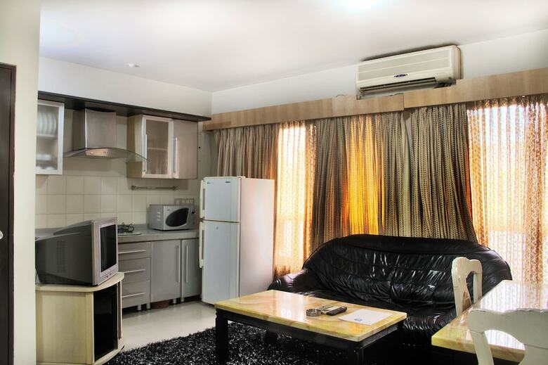 Aparthotel Landmark Suites