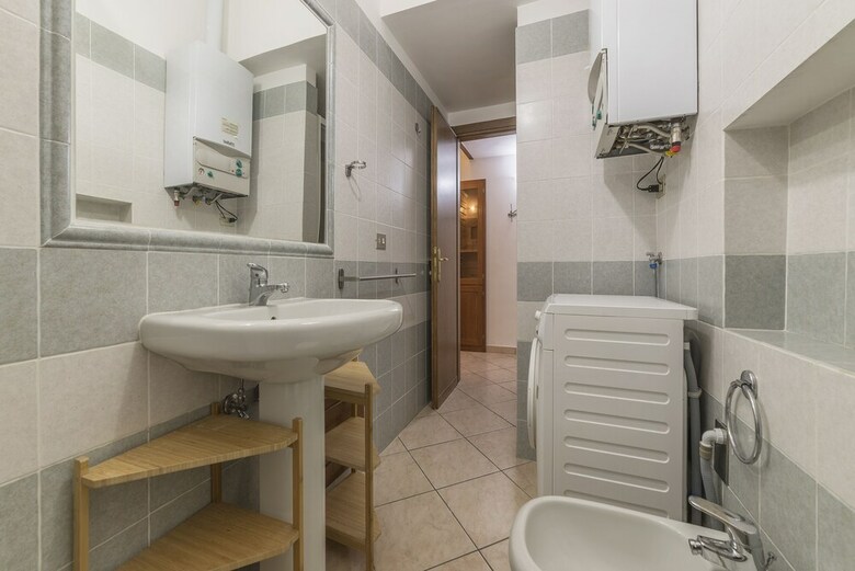 Apartamento Vittorio Emmanuele & Colosseo Studio