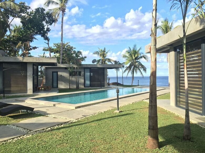 Hotel Veue Beach Cabins