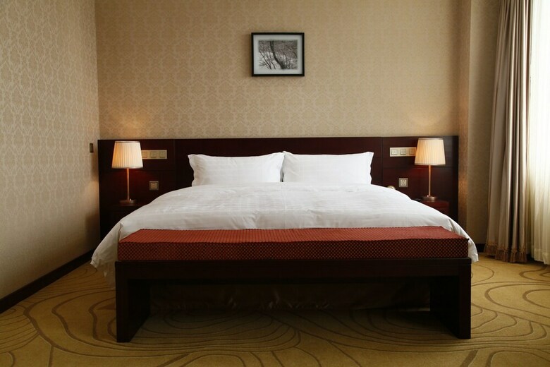 Junyi Runhua Hotel Beijing