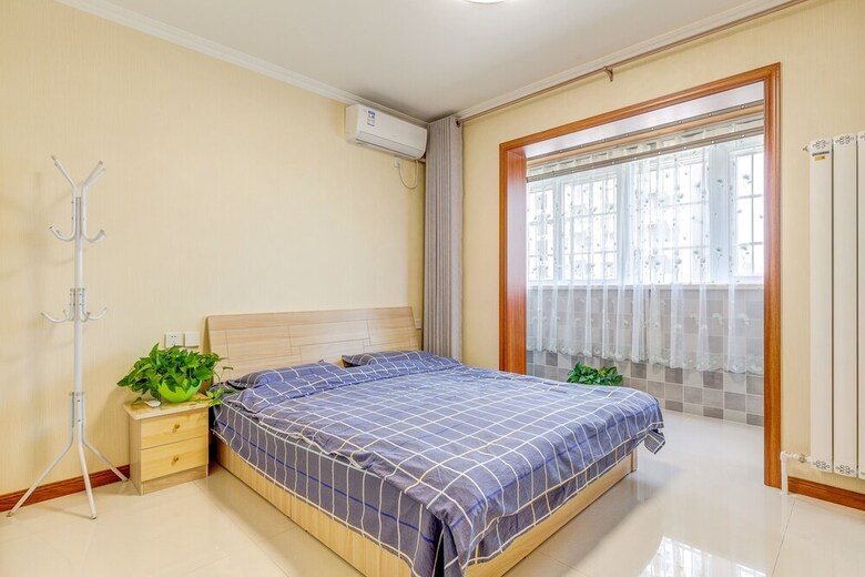 Tang Paradise Apartment