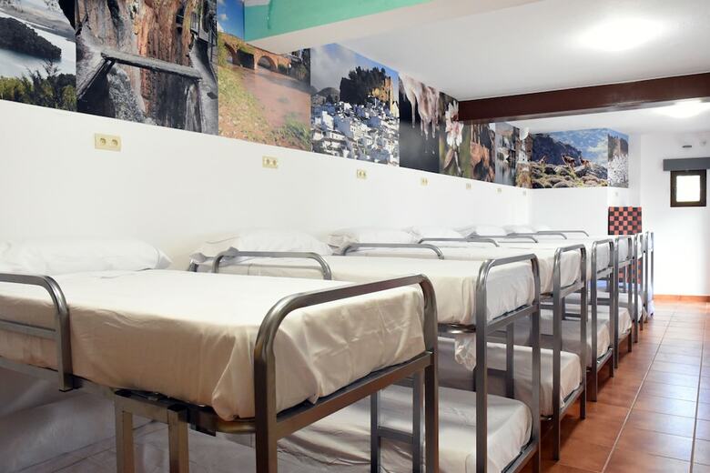 Apartamentos Holidays2caminito Del Rey