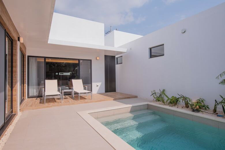 Apartamentos The Villa Maehama Beach
