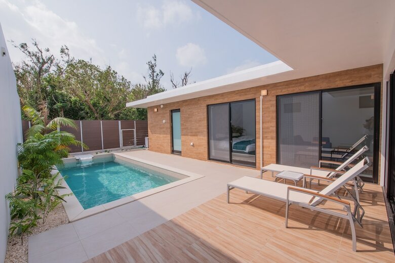 Apartamentos The Villa Maehama Beach
