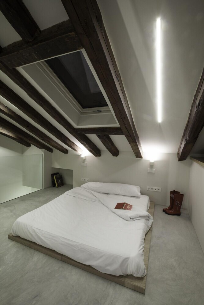 Apartamentos Heima Plaza Mayor - Latina 32