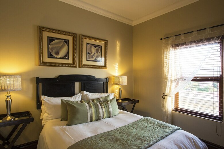 The Royal Palm Bed & Breakfast