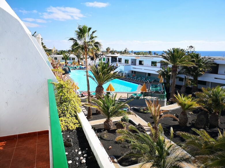 Apartamentos Beach Avenue Sea Views