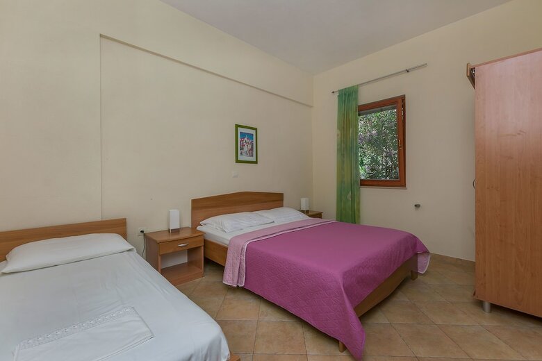 Apartments Ljiljana