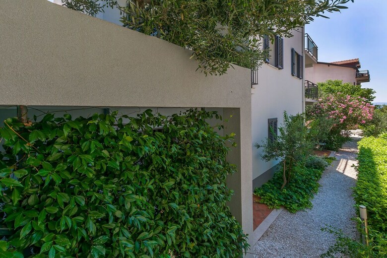 Apartments Ljiljana