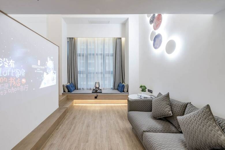 Rezen Sunbow Hotel