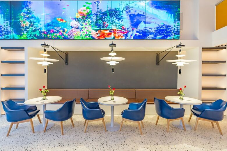 Rezen Sunbow Hotel