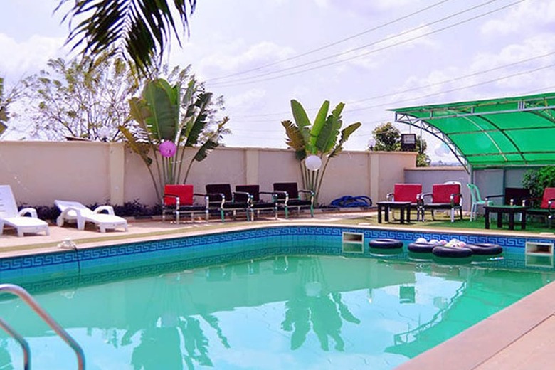 Al-ba Royal Hotel & Suites