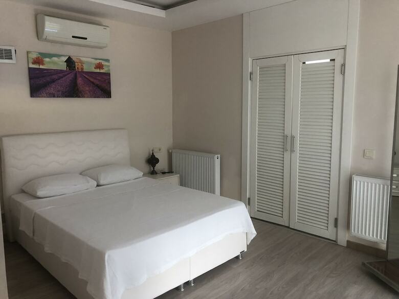 Demirci Villa Torba