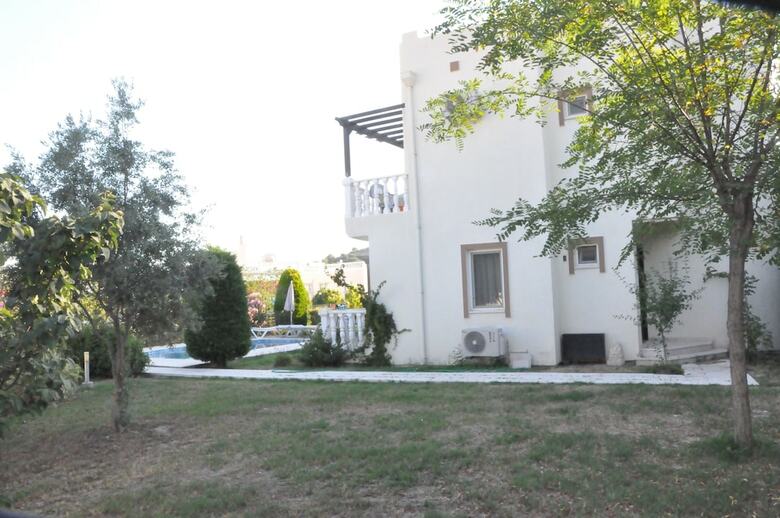 Villa Turqouise Homes