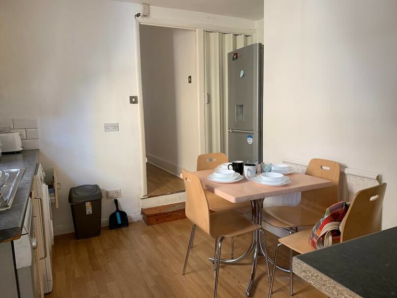 Convenient Catford Apartment