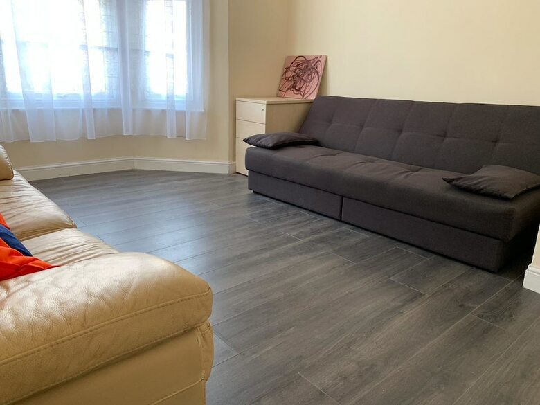 Convenient Catford Apartment