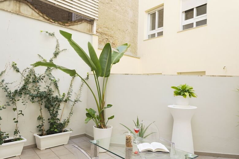 Apartamentos Living4malaga Atarazanas