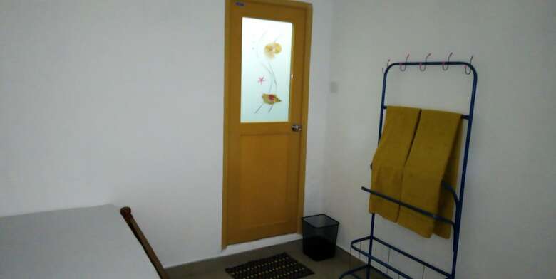 Hotel Senuri Home Stay