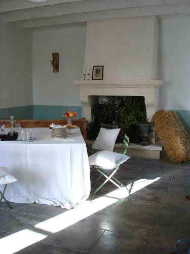 Hostal Les Sardines Aux Yeux Bleus