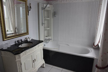 Hotel Ch�tellerie De Schoebeque