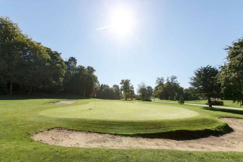 Hotel Golf-h�tel Domaine Des Ormes