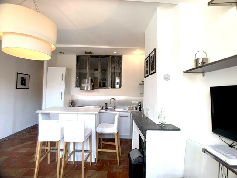 Apartamento Homeplacestay Saint Sauveur Parking Free