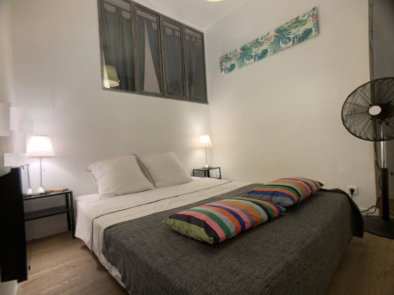 Apartamento Homeplacestay Saint Sauveur Parking Free