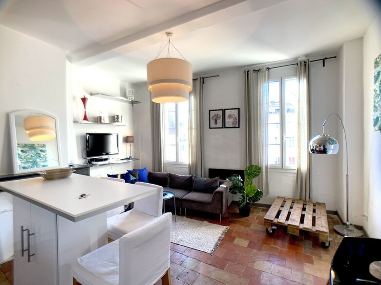 Apartamento Homeplacestay Saint Sauveur Parking Free