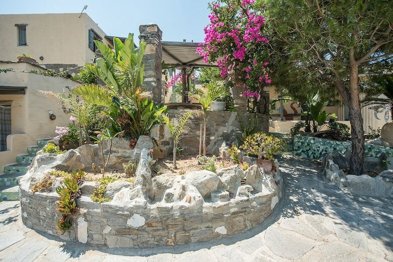 Apartamentos Anthippi Guest House