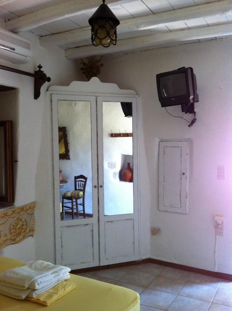 Apartamentos Anthippi Guest House
