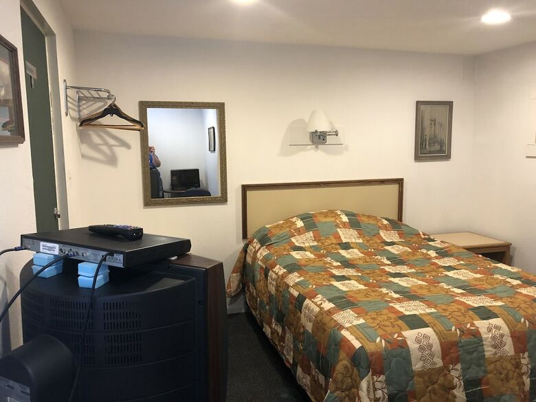 Spring Haven Motel