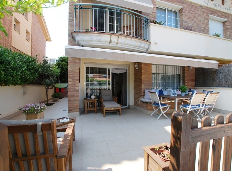 Villa Holidays House