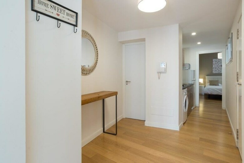Apartamentos Living4malaga Salinas 3