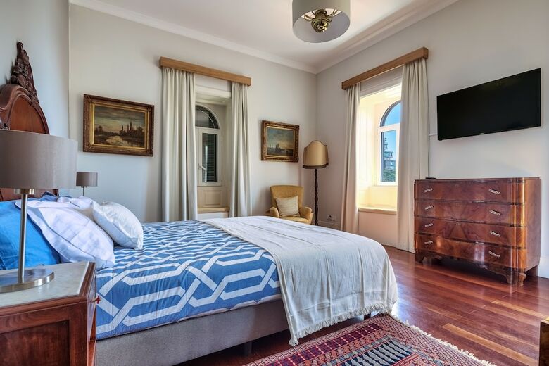 Villa Century House