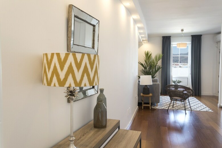 Apartamentos Living4malaga Plaza de La Marina