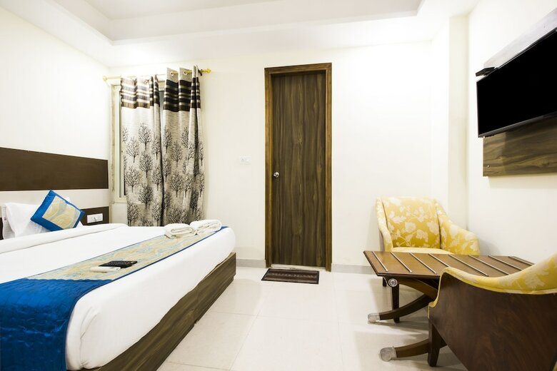 Hotel Airway Palace