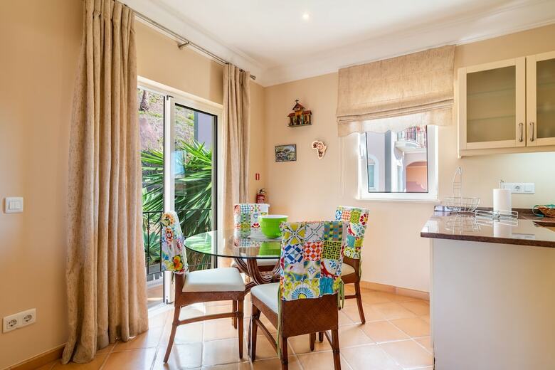 Scenic Apartment - Palheiro Village