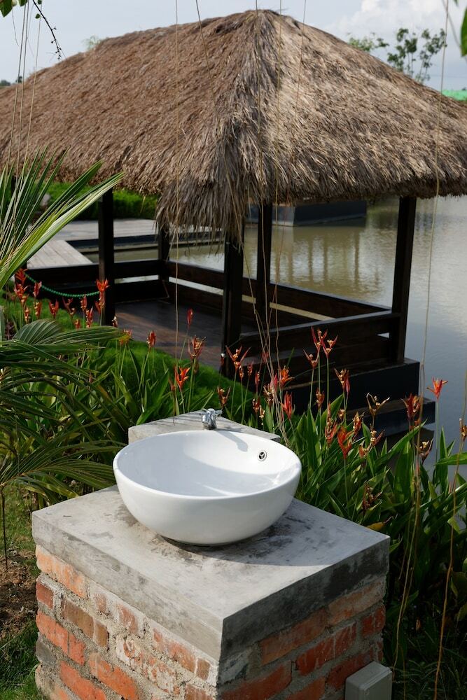 Hotel D'bamboo Kamp