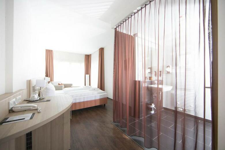 Hotel Saxenhof Der Rh�ner Botschaft