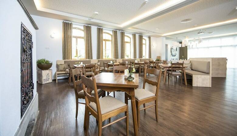Hotel Saxenhof Der Rh�ner Botschaft