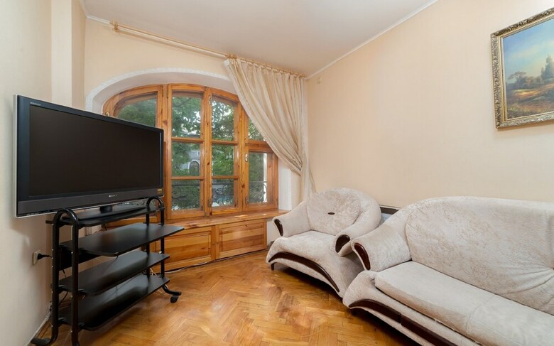 Apartment Close To The Opera Theatre