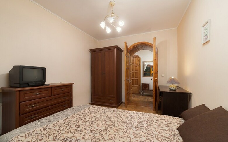 Apartment Close To The Opera Theatre