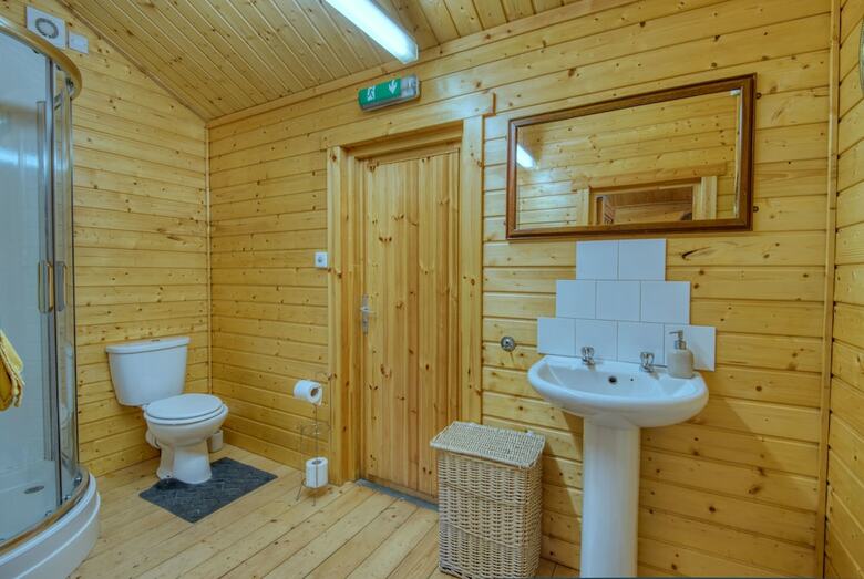 Luxury Log Cabin