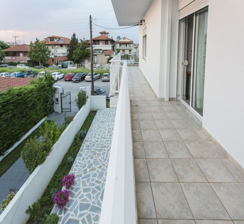 Aparthotel White Bluebell